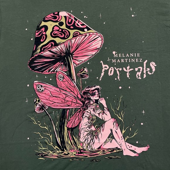 Melanie Martinez Portals Mushroom fairy Tshirt size 2XL - Picture 2 of 4